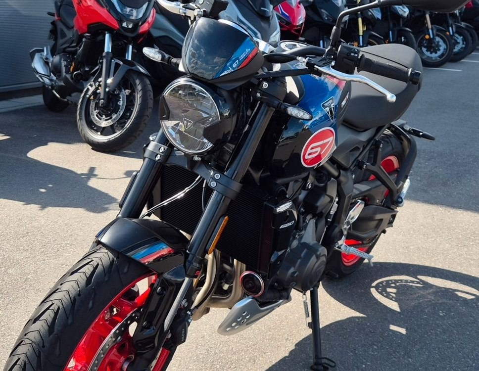 Angebot Triumph Trident 660 Triple Tribute