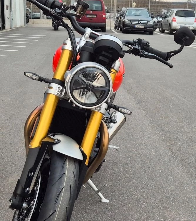 Zum Vergrößern bitte anklicken! Angebot Triumph Speed Twin 1200 RS