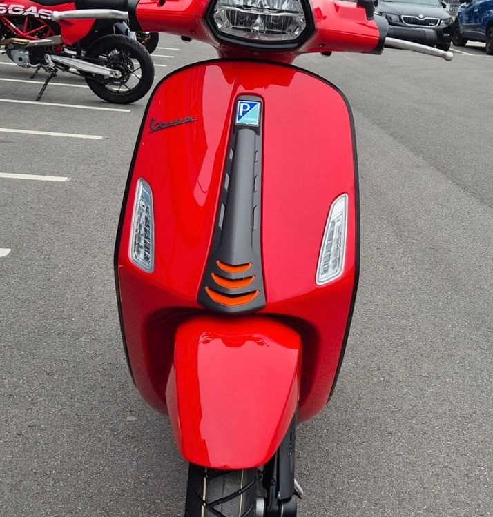 Zum Vergrößern bitte anklicken! Angebot Vespa Sprint 50 S