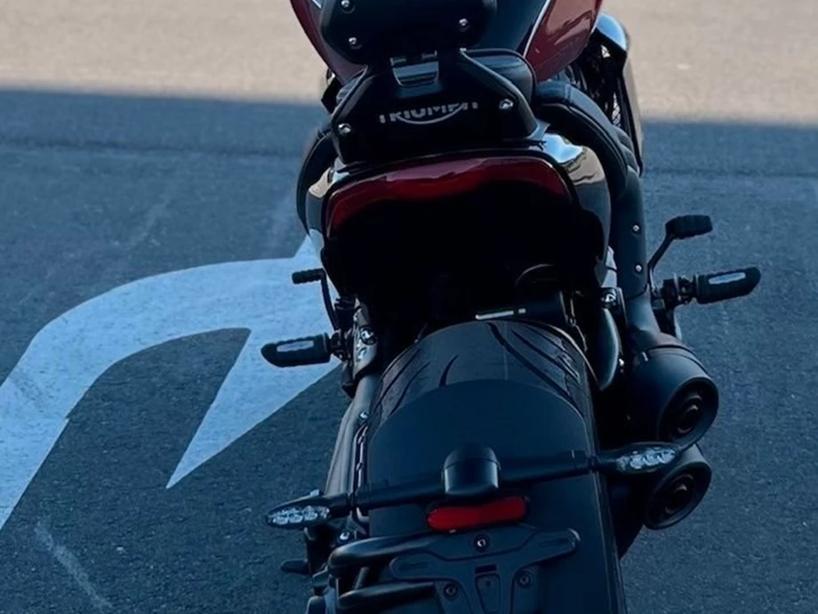 Angebot Triumph Rocket 3 Storm GT Bild 4: Angebot Triumph Rocket 3 Storm GT