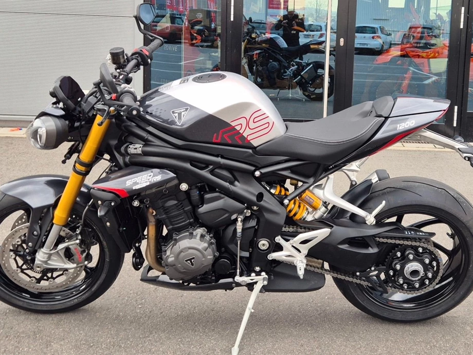 Angebot Triumph Speed Triple 1200 RS Bild 1: Angebot Triumph Speed Triple 1200 RS