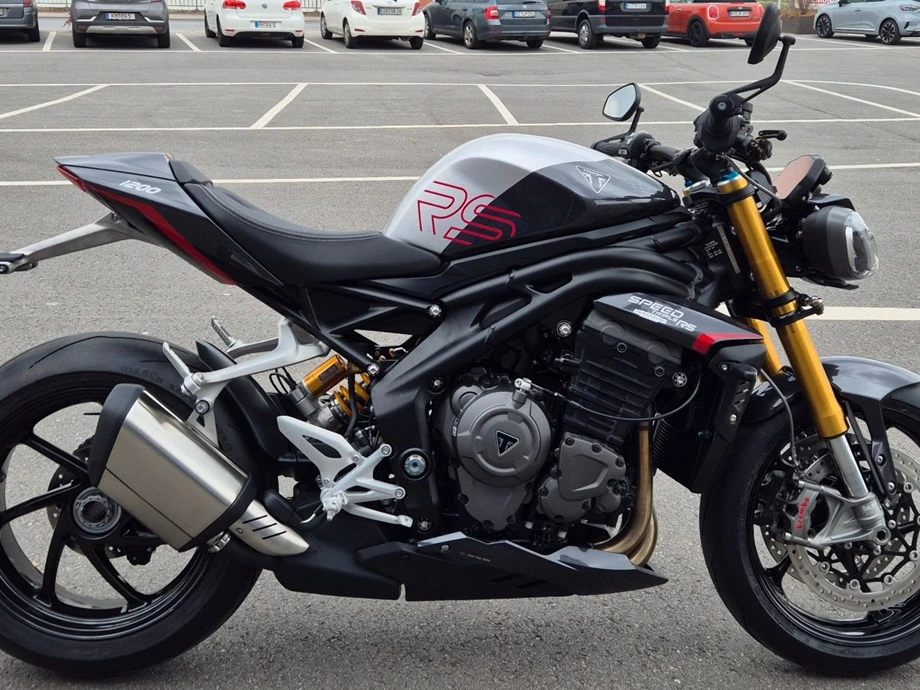 Angebot Triumph Speed Triple 1200 RS Bild 5: Angebot Triumph Speed Triple 1200 RS