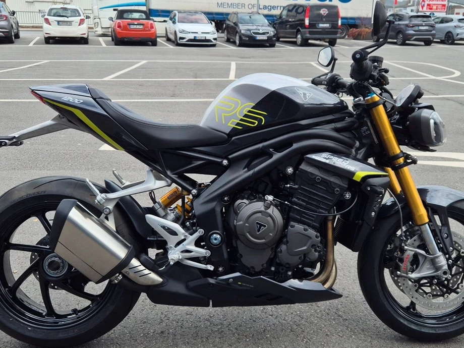 Angebot Triumph Speed Triple 1200 RS Bild 6: Angebot Triumph Speed Triple 1200 RS