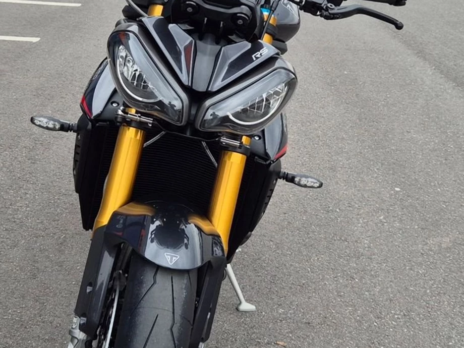 Angebot Triumph Speed Triple 1200 RS Bild 7: Angebot Triumph Speed Triple 1200 RS