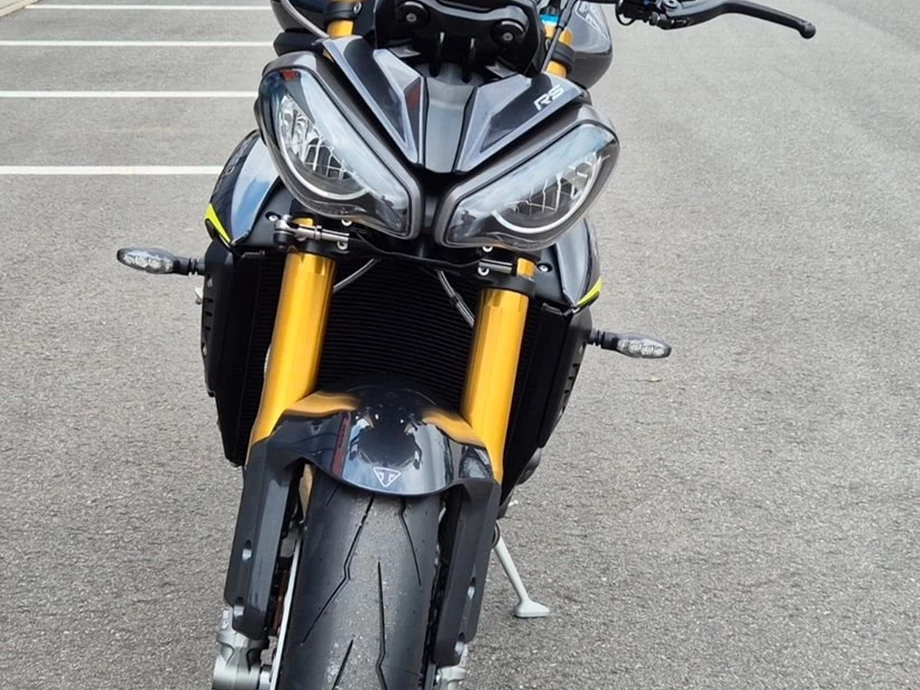Angebot Triumph Speed Triple 1200 RS Bild 8: Angebot Triumph Speed Triple 1200 RS