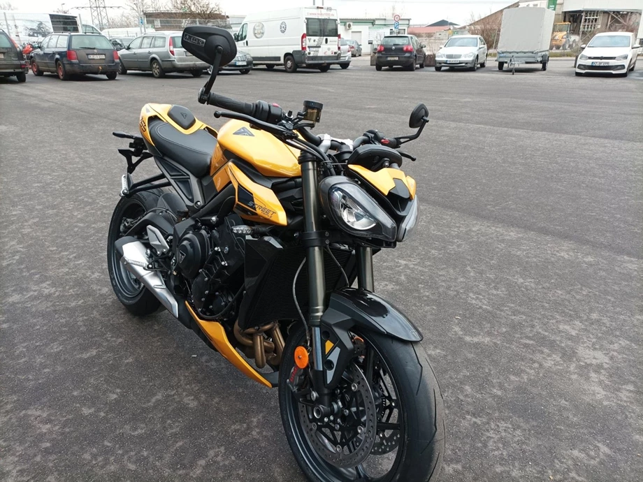 Angebot Triumph Street Triple 765 RS Bild 6: Angebot Triumph Street Triple 765 RS