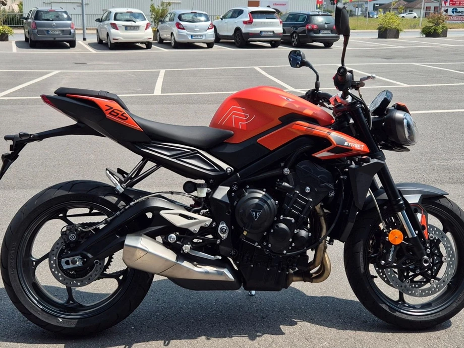 Angebot Triumph Street Triple 765 R Bild 5: Angebot Triumph Street Triple 765 R