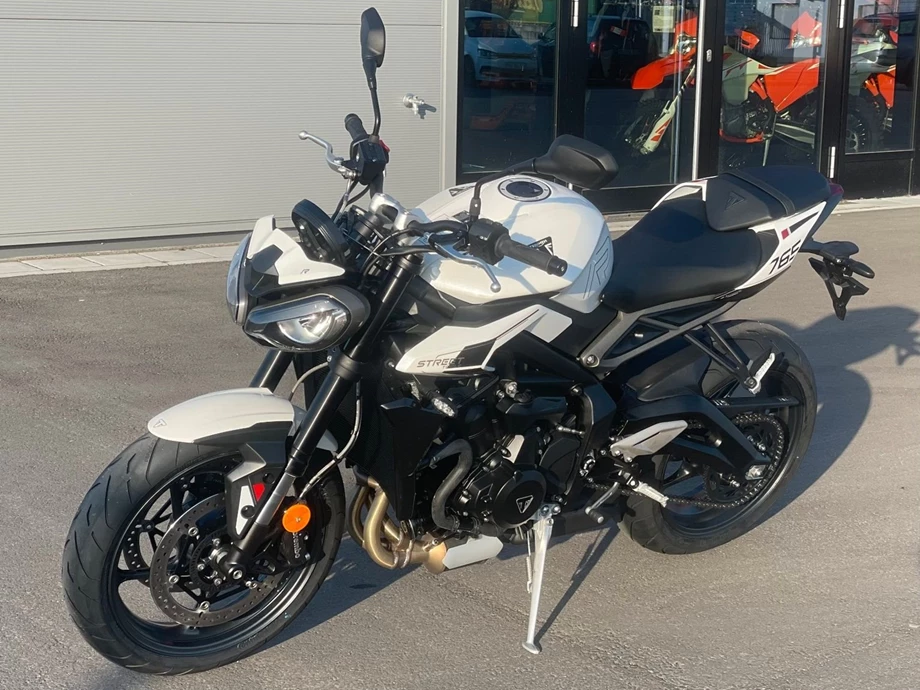 Angebot Triumph Street Triple 765 R Bild 2: Angebot Triumph Street Triple 765 R
