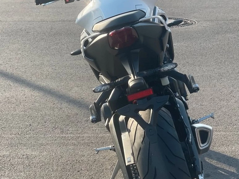 Angebot Triumph Street Triple 765 R Bild 7: Angebot Triumph Street Triple 765 R