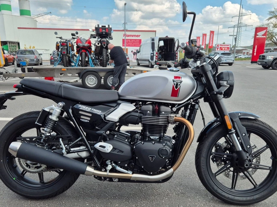 Angebot Triumph Speed Twin 900 Bild 4: Angebot Triumph Speed Twin 900