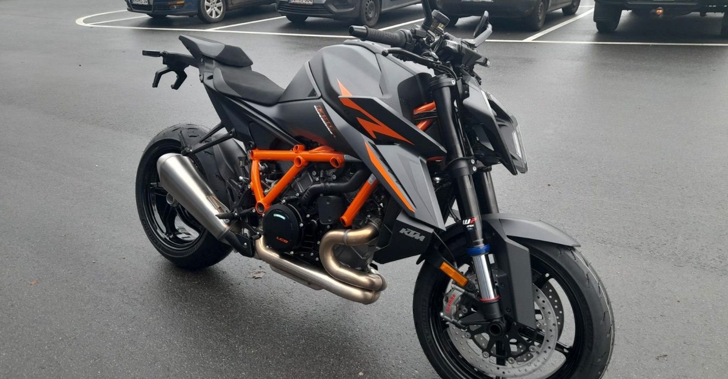 Zum Vergrößern bitte anklicken! Angebot KTM 1390 Super Duke R EVO