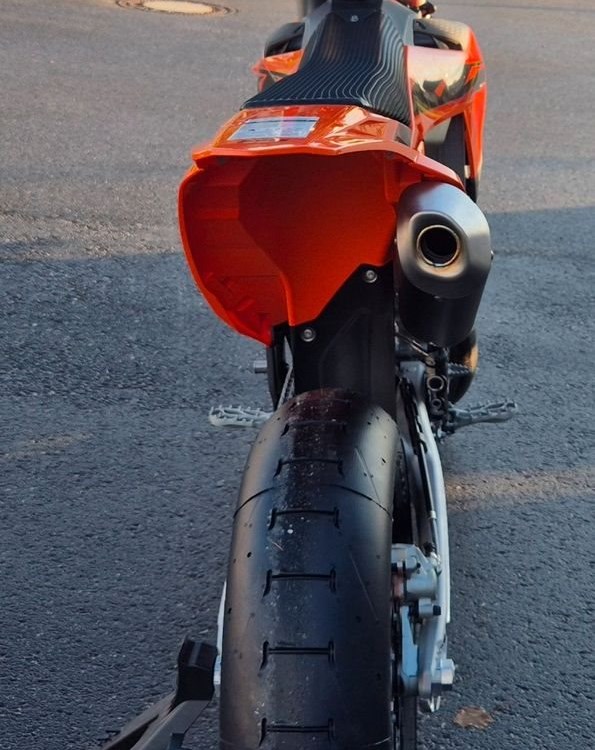 Zum Vergrößern bitte anklicken! Angebot KTM 450 SMR