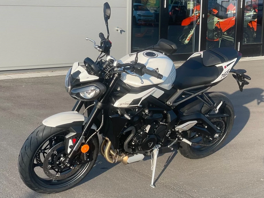 Angebot Triumph Street Triple 765 R Bild 2: Angebot Triumph Street Triple 765 R