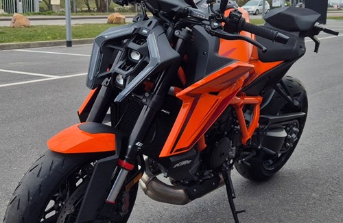 Neumotorrad KTM 1390 Super Duke R
