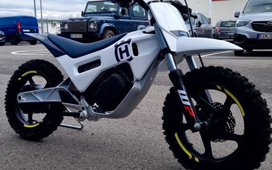 Neufahrzeug Husqvarna EE 2 - Bild 4