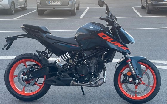 Neufahrzeug KTM 125 Duke - Bild 3