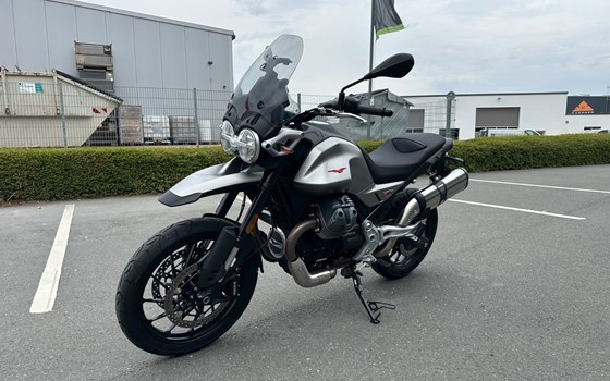 Gebrauchtmotorrad Moto Guzzi V85 Strada - Bild 3