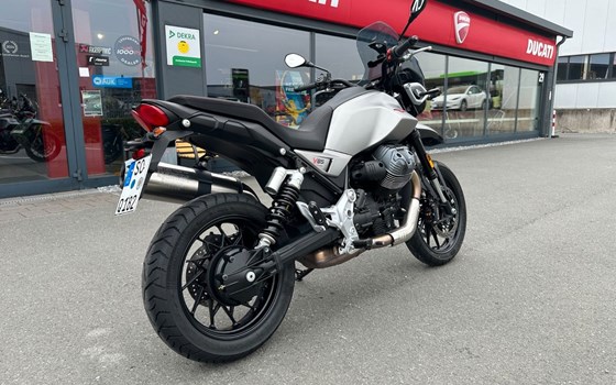 Gebrauchtmotorrad Moto Guzzi V85 Strada - Bild 7