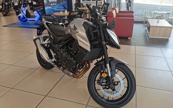 Gebrauchtmotorrad Honda CB750 Hornet - Bild 2