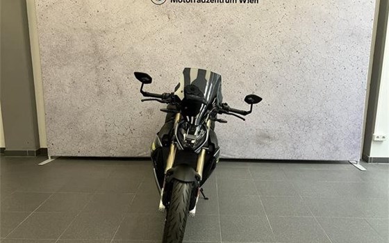 Gebrauchtmotorrad BMW S 1000 R - Bild 3 Gebrauchtmotorrad BMW S 1000 R - Bild 3