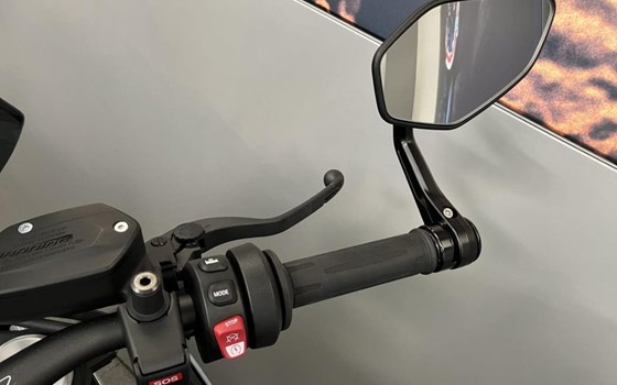 Gebrauchtmotorrad BMW S 1000 R - Bild 7