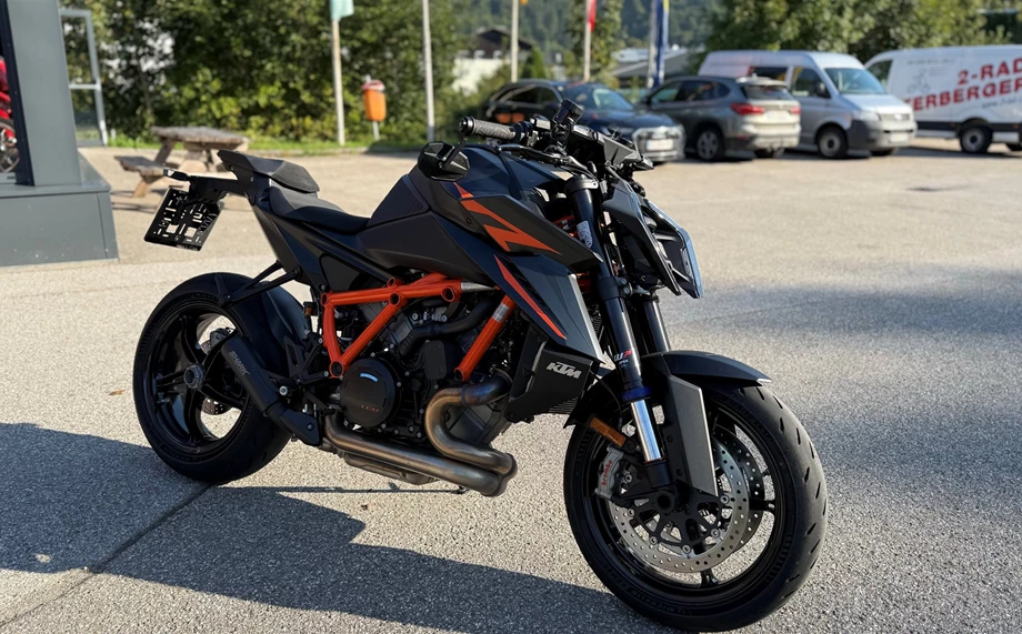 Offer KTM 1390 Super Duke R EVO Bild 4: Offer KTM 1390 Super Duke R EVO