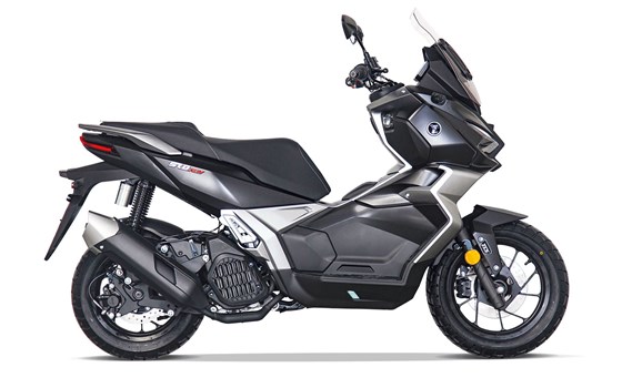 Neufahrzeug Voge SR1 ADV 125 ABS TCS - Bild 4 Neufahrzeug Voge SR1 ADV 125 ABS TCS - Bild 4