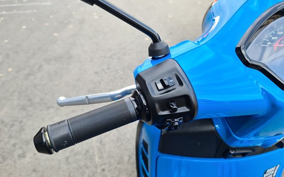 Gebrauchtmotorrad Vespa GTS 125 Super Sport - Bild 8 Gebrauchtmotorrad Vespa GTS 125 Super Sport - Bild 8