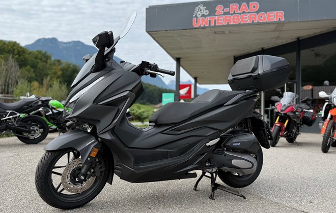 Honda Forza 125