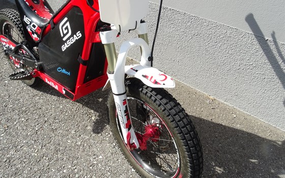 Gebrauchtmotorrad Oset 16.0 Racing - Bild 4 Gebrauchtmotorrad Oset 16.0 Racing - Bild 4