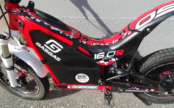 Gebrauchtmotorrad Oset 16.0 Racing - Bild 6 Gebrauchtmotorrad Oset 16.0 Racing - Bild 6