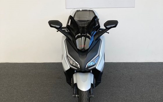 Neufahrzeug Honda Forza 350 - Bild 6 Neufahrzeug Honda Forza 350 - Bild 6