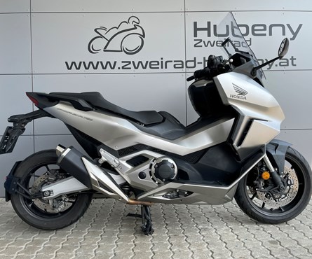 Gebrauchtmotorrad Honda Forza 750