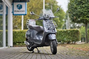 Angebot Vespa Primavera 125 Touring