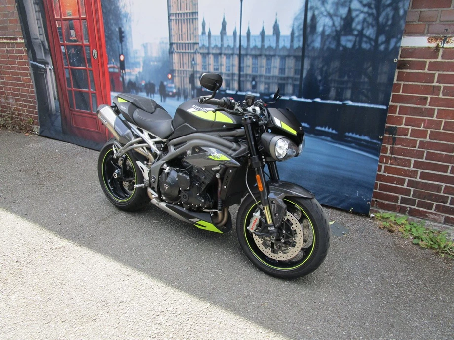 Angebot Triumph Speed Triple RS Bild 1: Angebot Triumph Speed Triple RS