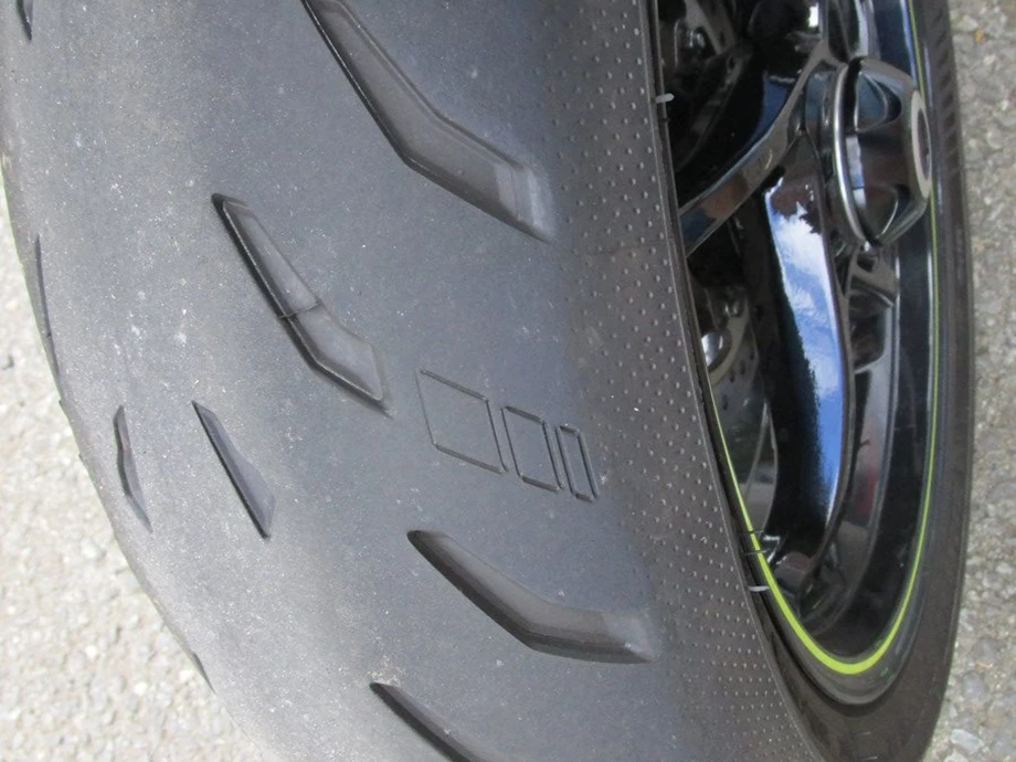 Angebot Triumph Speed Triple RS Bild 15: Angebot Triumph Speed Triple RS