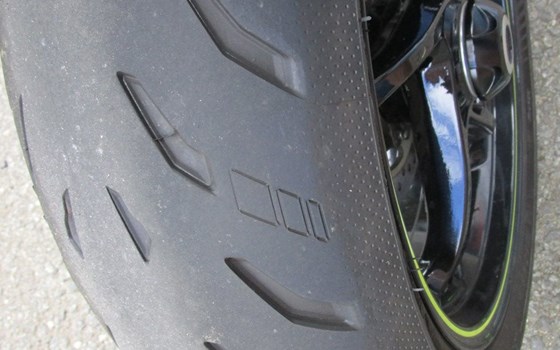 Gebrauchtmotorrad Triumph Speed Triple RS - Bild 15