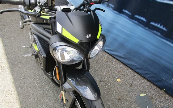 Gebrauchtmotorrad Triumph Speed Triple RS - Bild 4