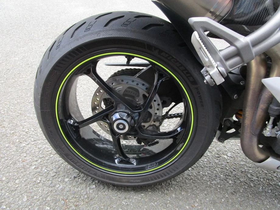 Angebot Triumph Speed Triple RS Bild 5: Angebot Triumph Speed Triple RS