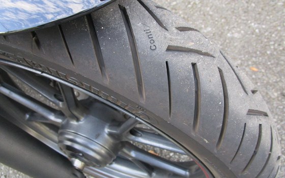 Gebrauchtmotorrad Triumph Street Twin - Bild 11