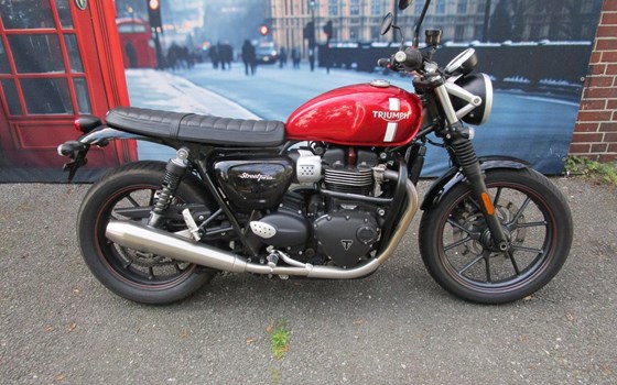 Gebrauchtmotorrad Triumph Street Twin - Bild 2