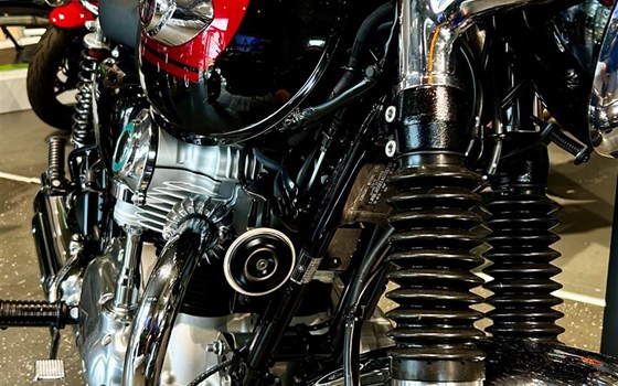 Gebrauchtmotorrad Kawasaki W800 - Bild 4