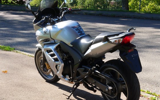 Gebrauchtmotorrad Honda CBF 600 - Bild 7