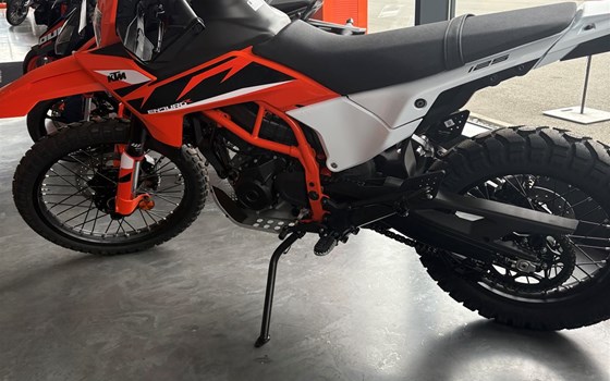 Neufahrzeug KTM 125 Enduro R - Bild 10