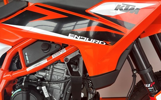 Neufahrzeug KTM 125 Enduro R - Bild 8
