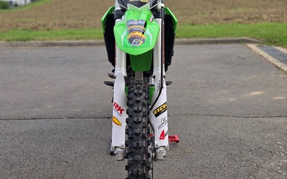 Gebrauchtmotorrad Kawasaki KX250F - Bild 3 Gebrauchtmotorrad Kawasaki KX250F - Bild 3