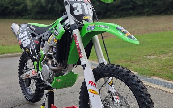 Gebrauchtmotorrad Kawasaki KX250F - Bild 4 Gebrauchtmotorrad Kawasaki KX250F - Bild 4