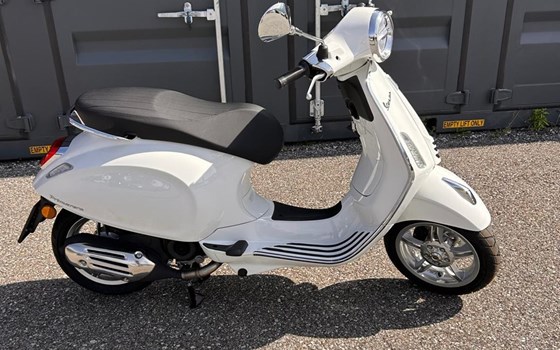 Neufahrzeug Vespa Primavera 50 - Bild 13 Neufahrzeug Vespa Primavera 50 - Bild 13