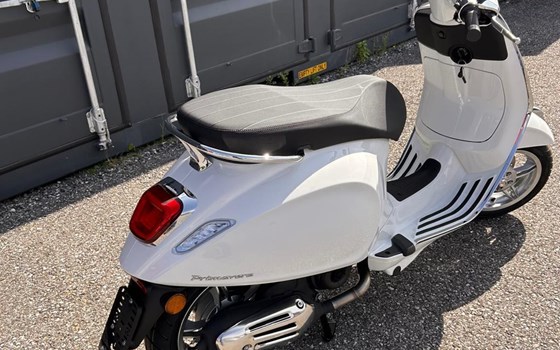 Neufahrzeug Vespa Primavera 50 - Bild 4 Neufahrzeug Vespa Primavera 50 - Bild 4