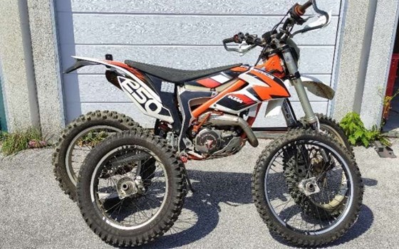 Gebrauchtmotorrad KTM Freeride 250 R - Bild 1